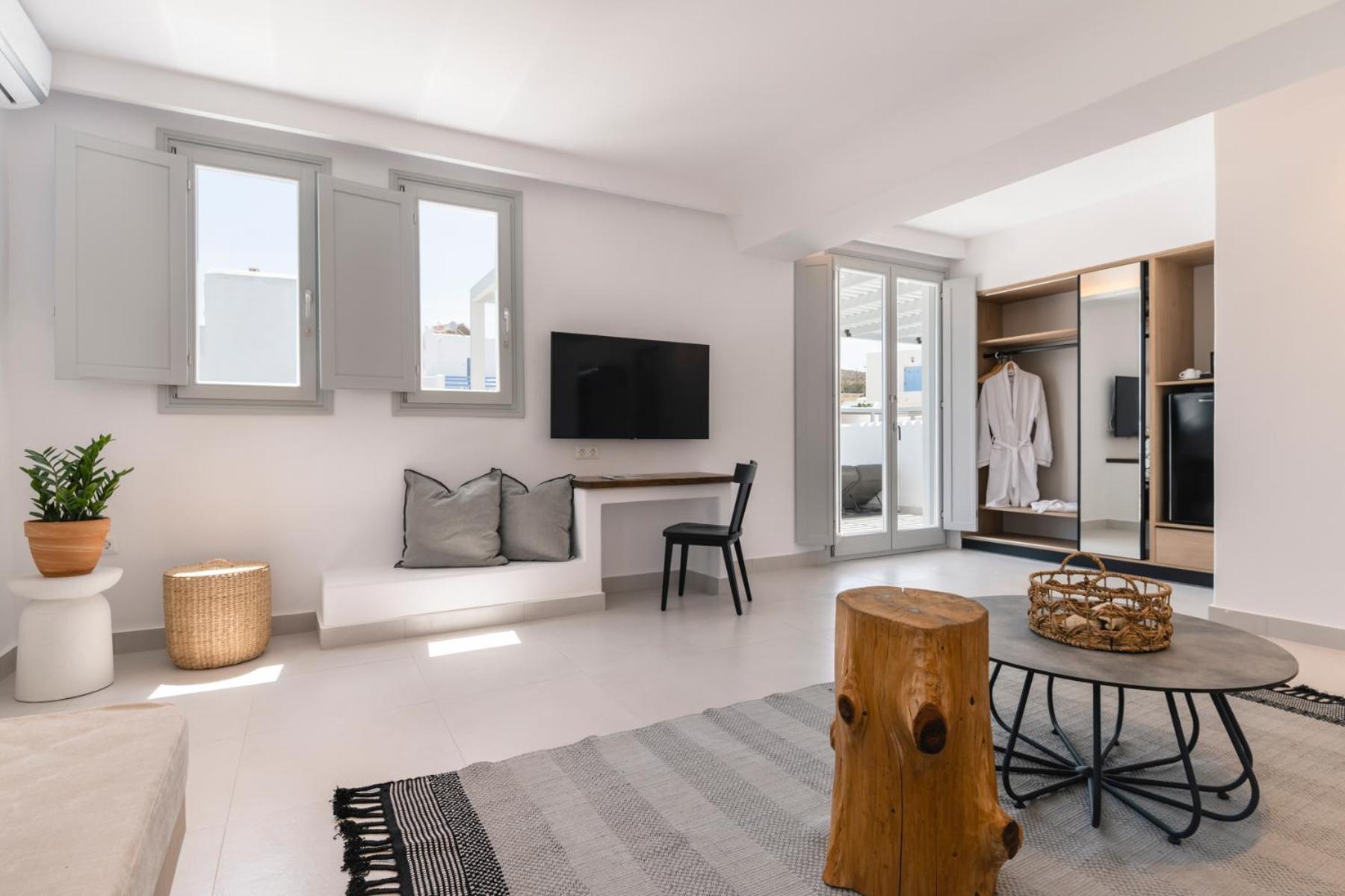Quartano Suites By Heliessa, Adults Only 나오우사 외부 사진