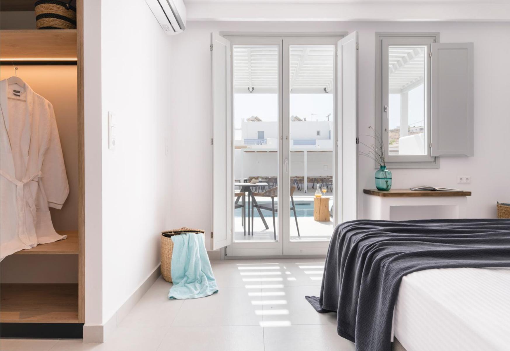 Quartano Suites By Heliessa, Adults Only 나오우사 외부 사진